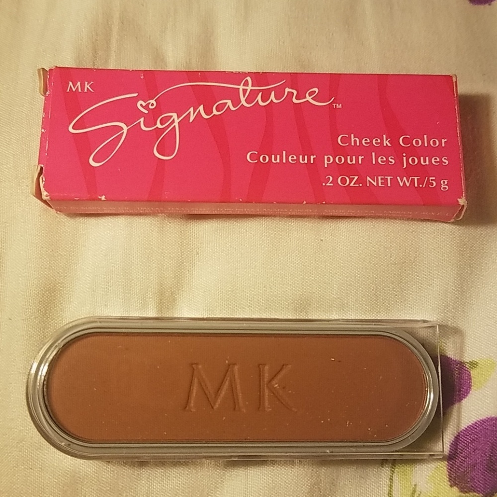 *NIB* MARY KAY SIGNATURE CHEEK BLUSH